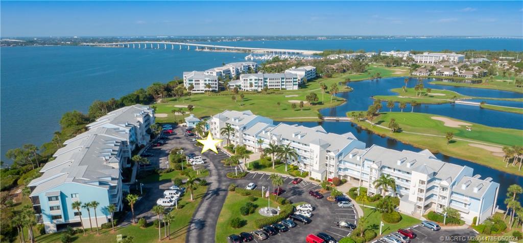 40 NE Plantation Road 202