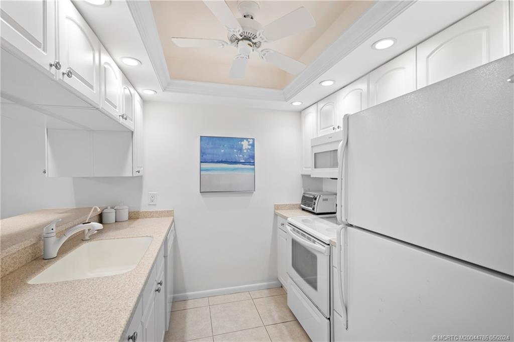 40 NE Plantation Road 202