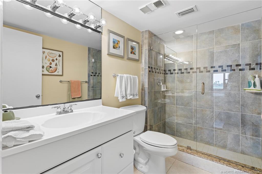 40 NE Plantation Road 202