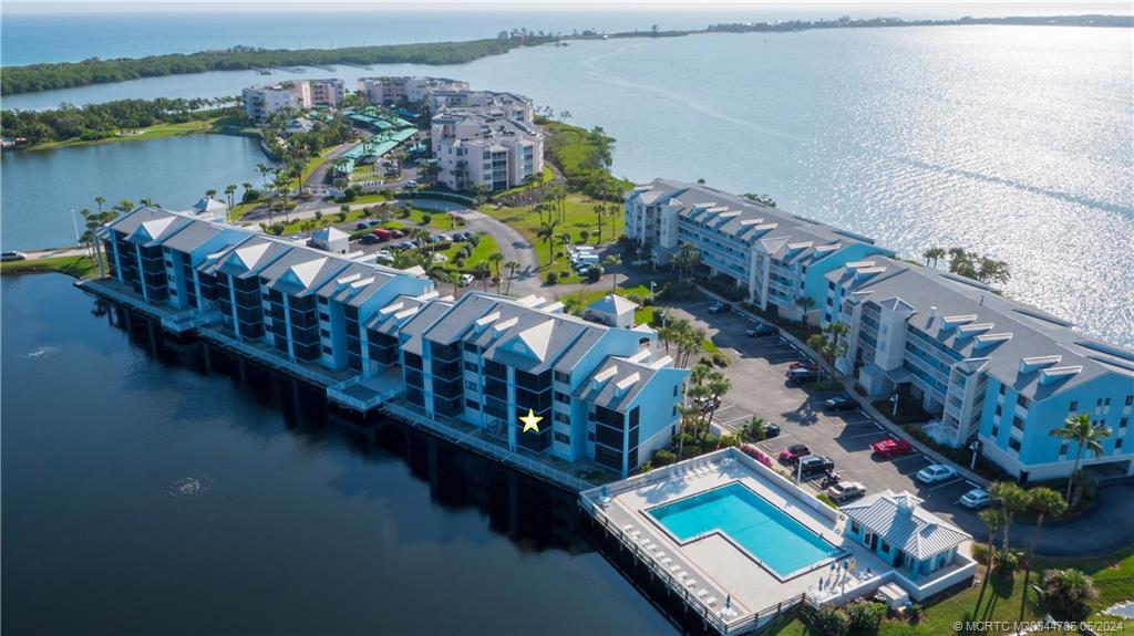 40 NE Plantation Road 202