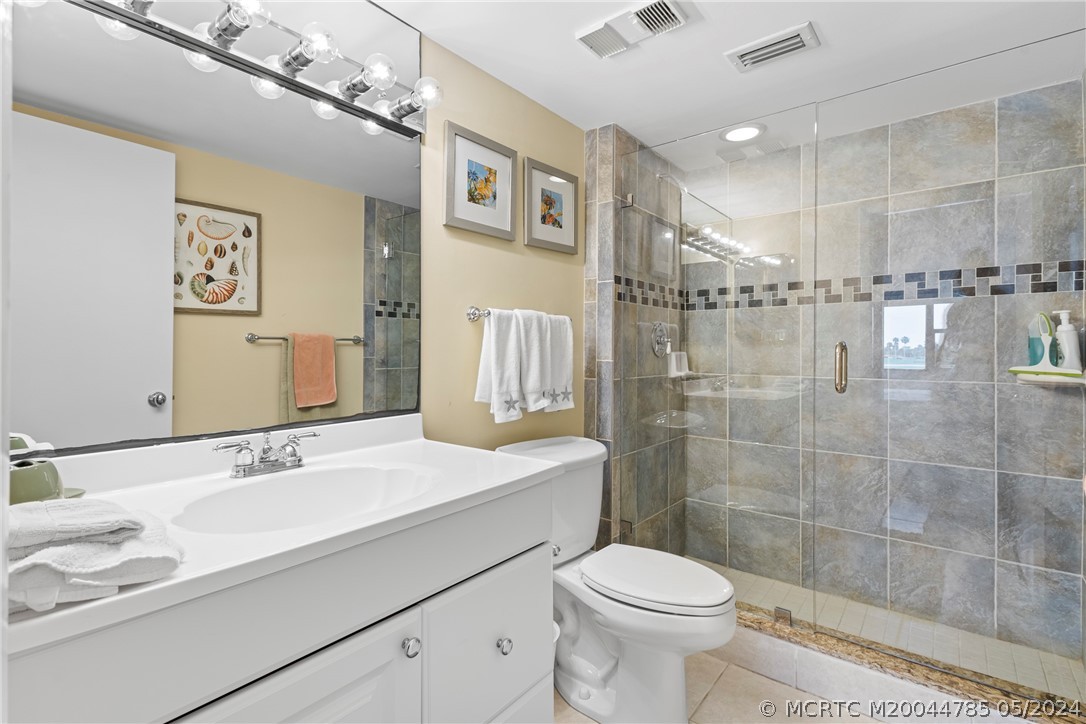 40 NE Plantation Road 202