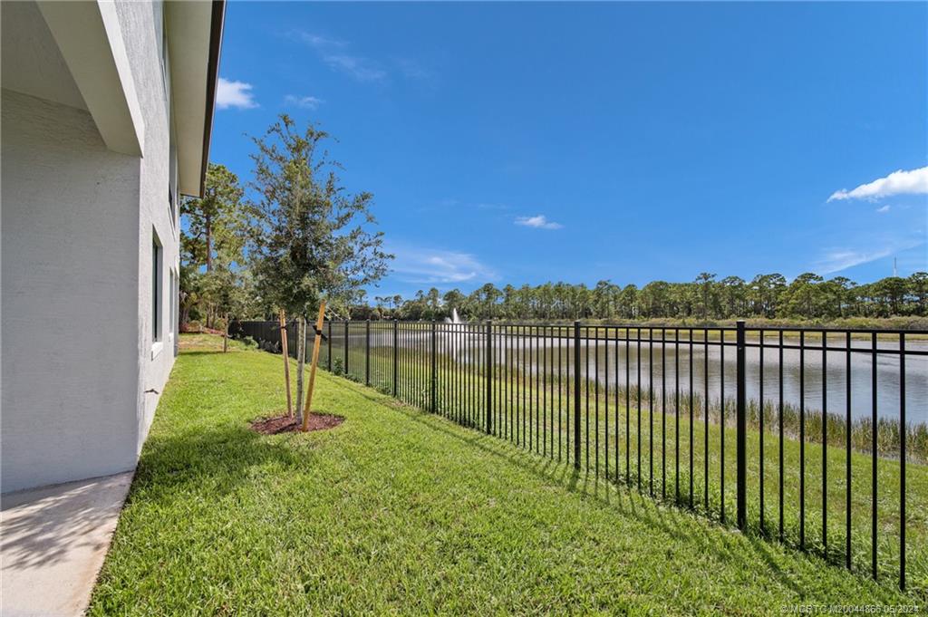 3662 SW Magnolia Ridge Lane