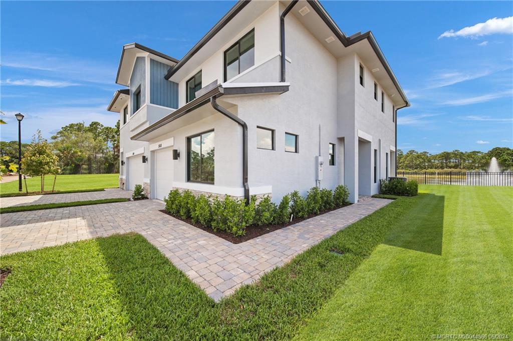 3662 SW Magnolia Ridge Lane
