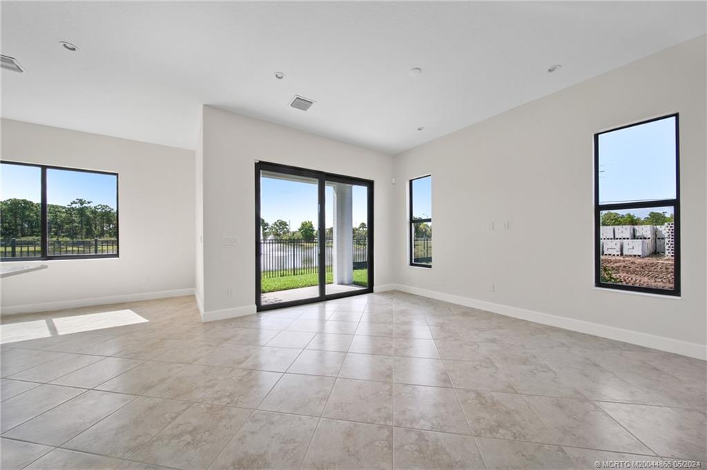 3662 SW Magnolia Ridge Lane