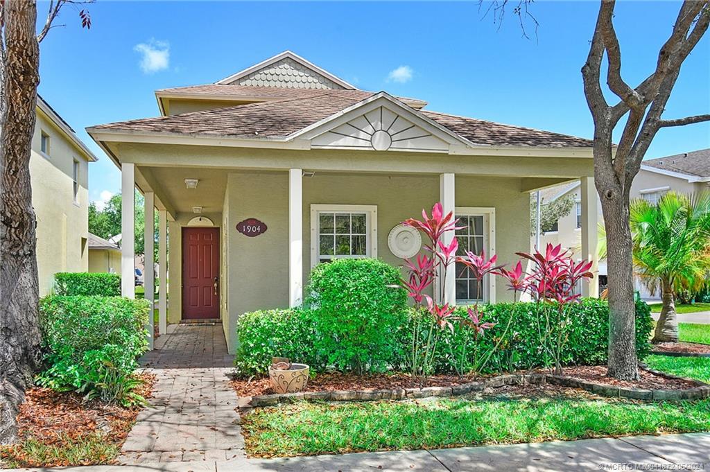 1904 SE Grand Drive