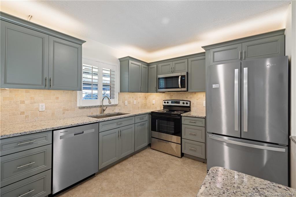 6531 SE Federal Highway N104