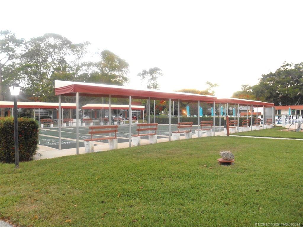 2600 SE Ocean Blvd D2