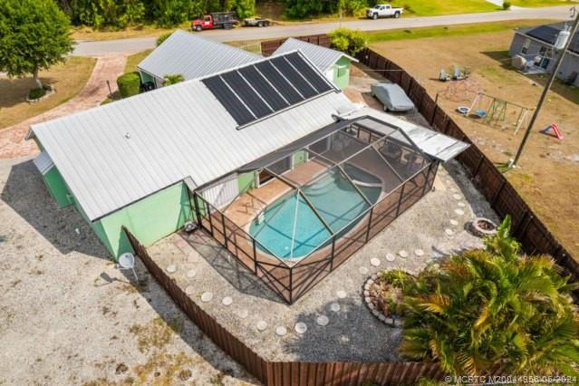 102 NE Dominican Terrace