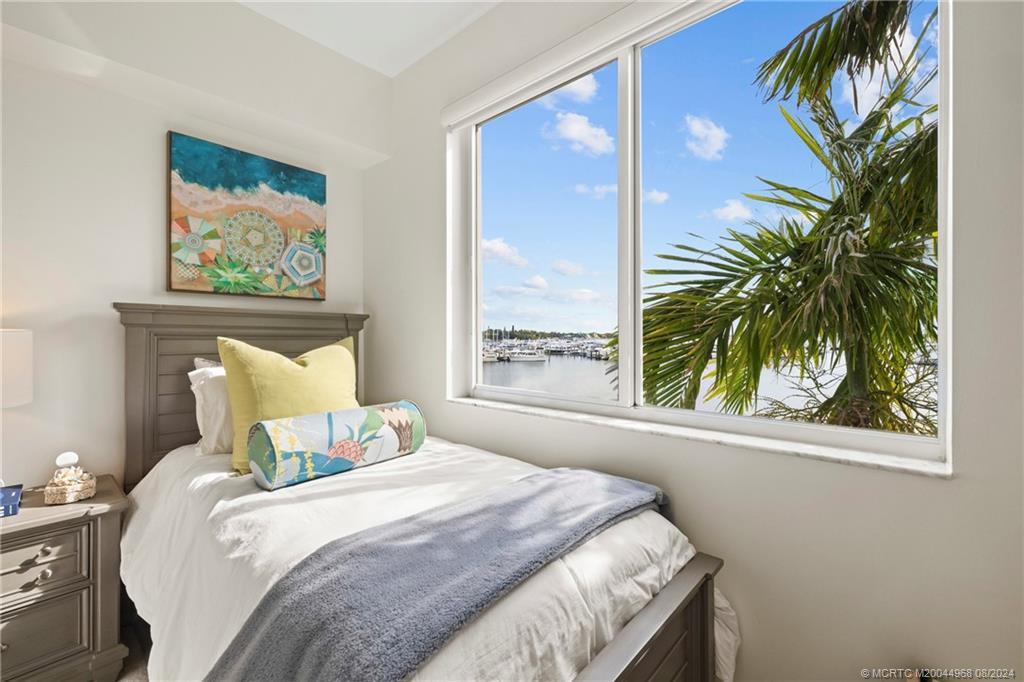 675 NW Flagler Avenue 202