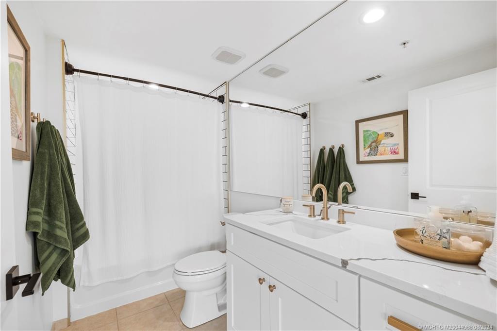 675 NW Flagler Avenue 202