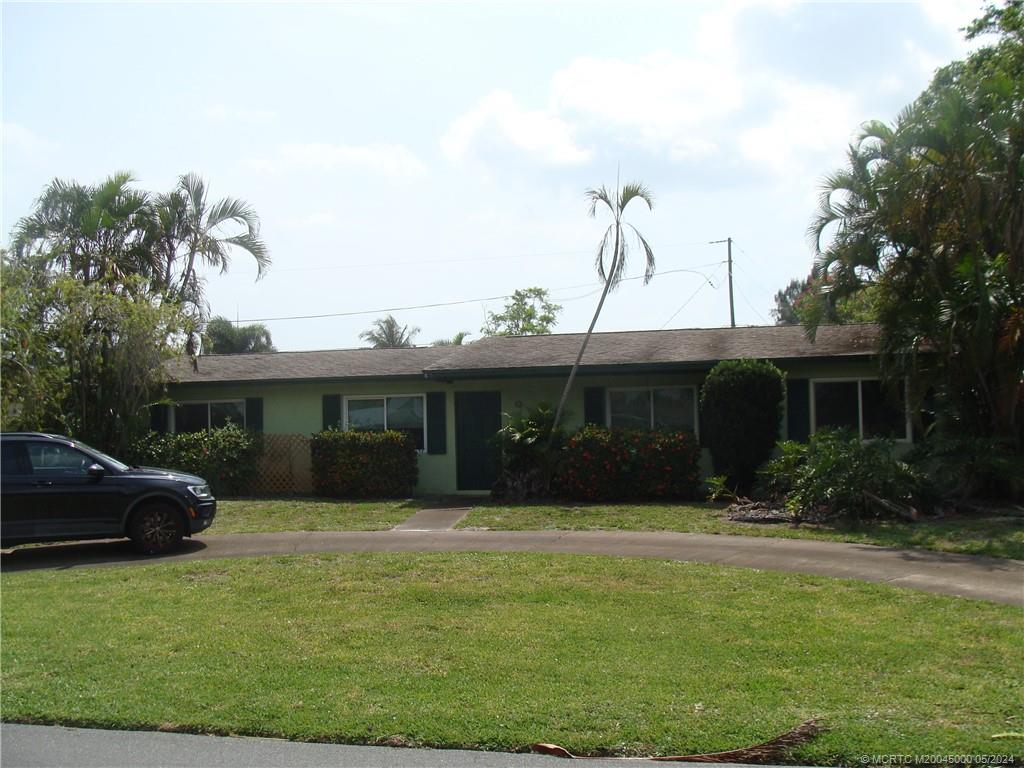 925 SE Flamingo Avenue