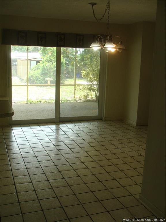 925 SE Flamingo Avenue