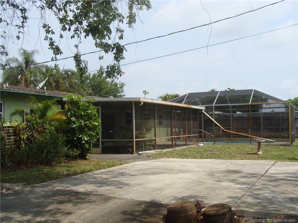 925 SE Flamingo Avenue