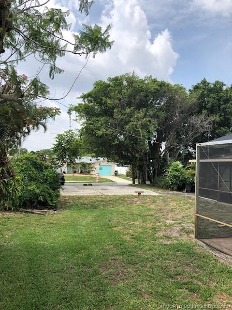 925 SE Flamingo Avenue