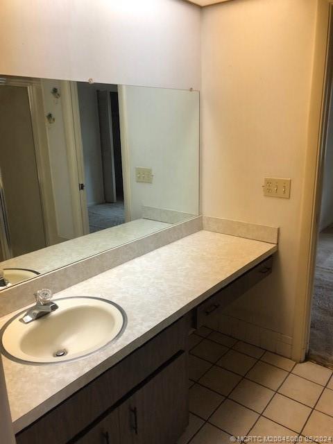 925 SE Flamingo Avenue