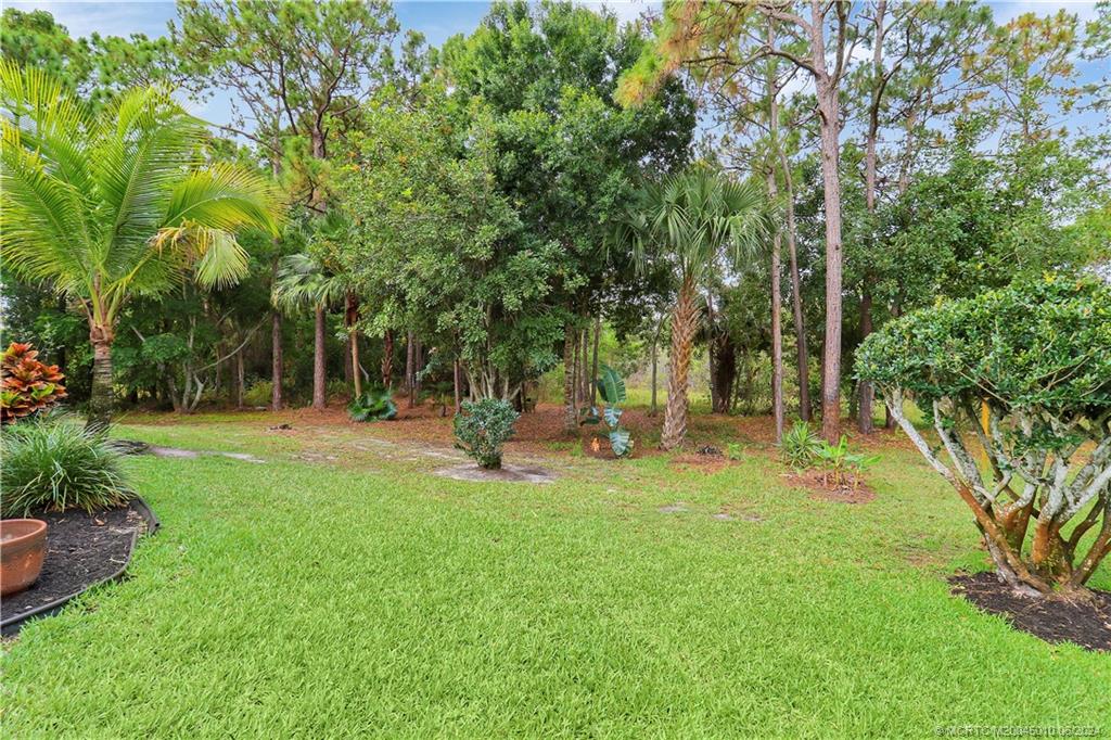 5266 SW Leeward Lane