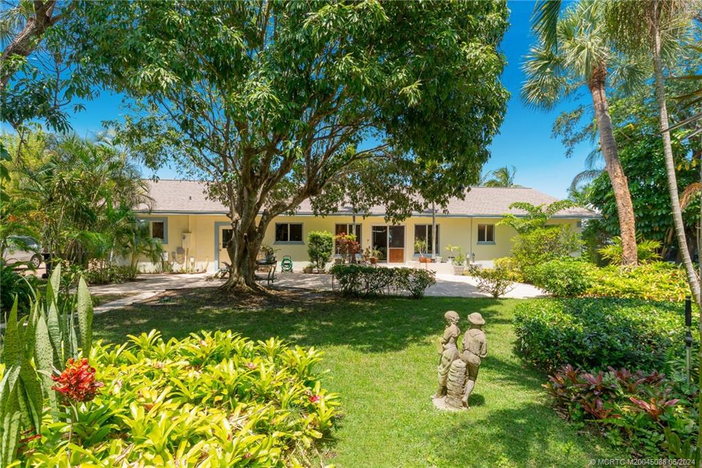 818 SE Riverside Drive