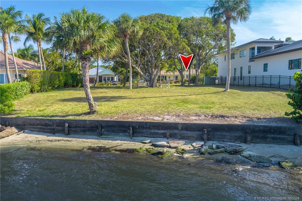 818 SE Riverside Drive