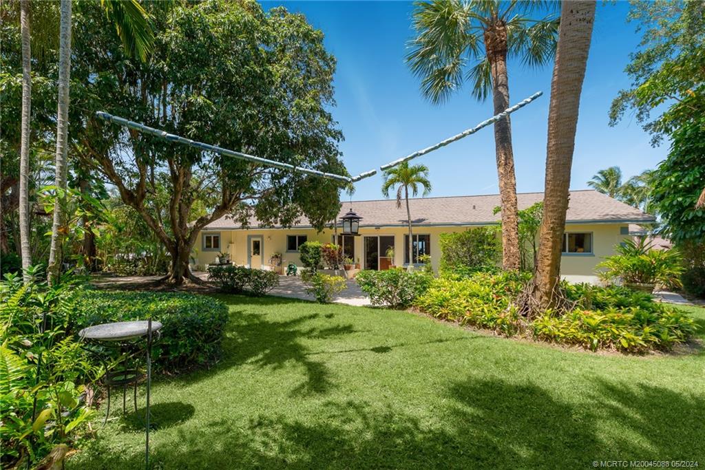 818 SE Riverside Drive