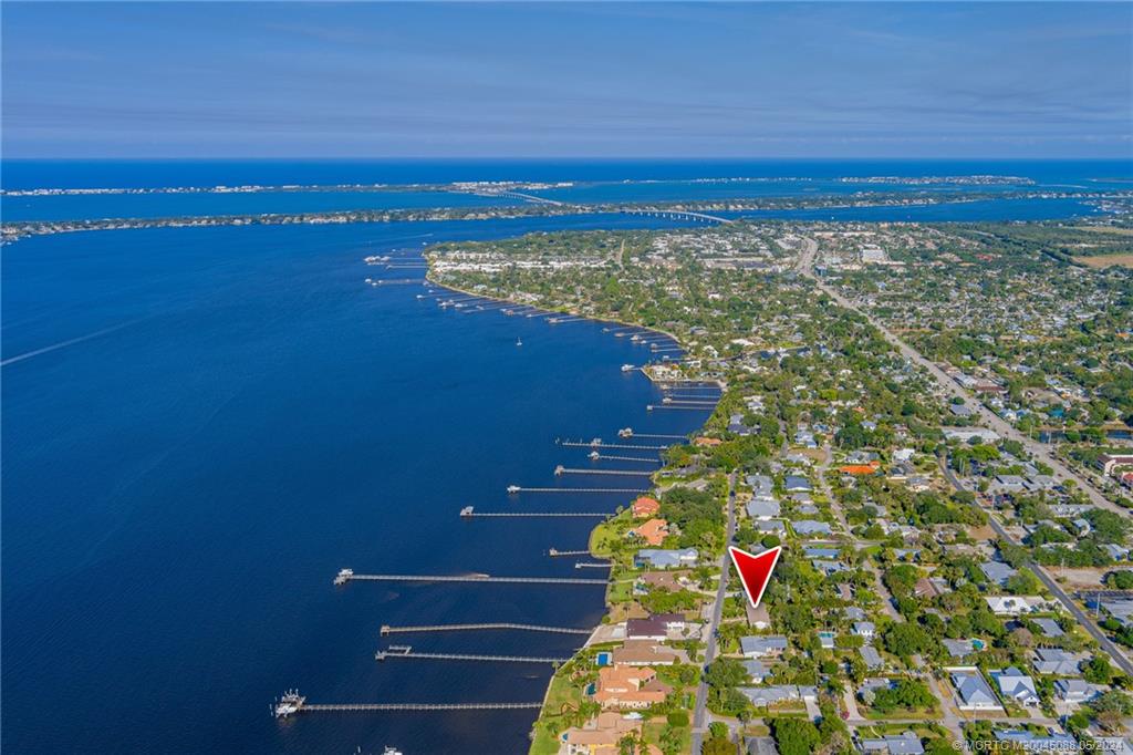 818 SE Riverside Drive