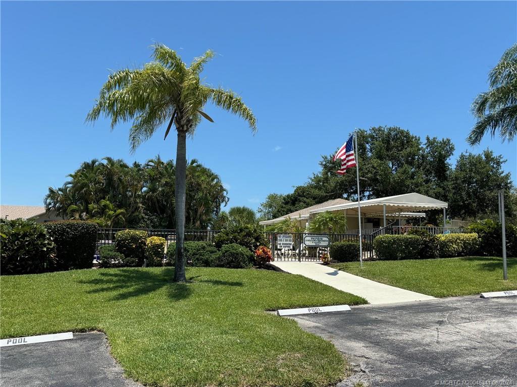 7322 SE Concord Place