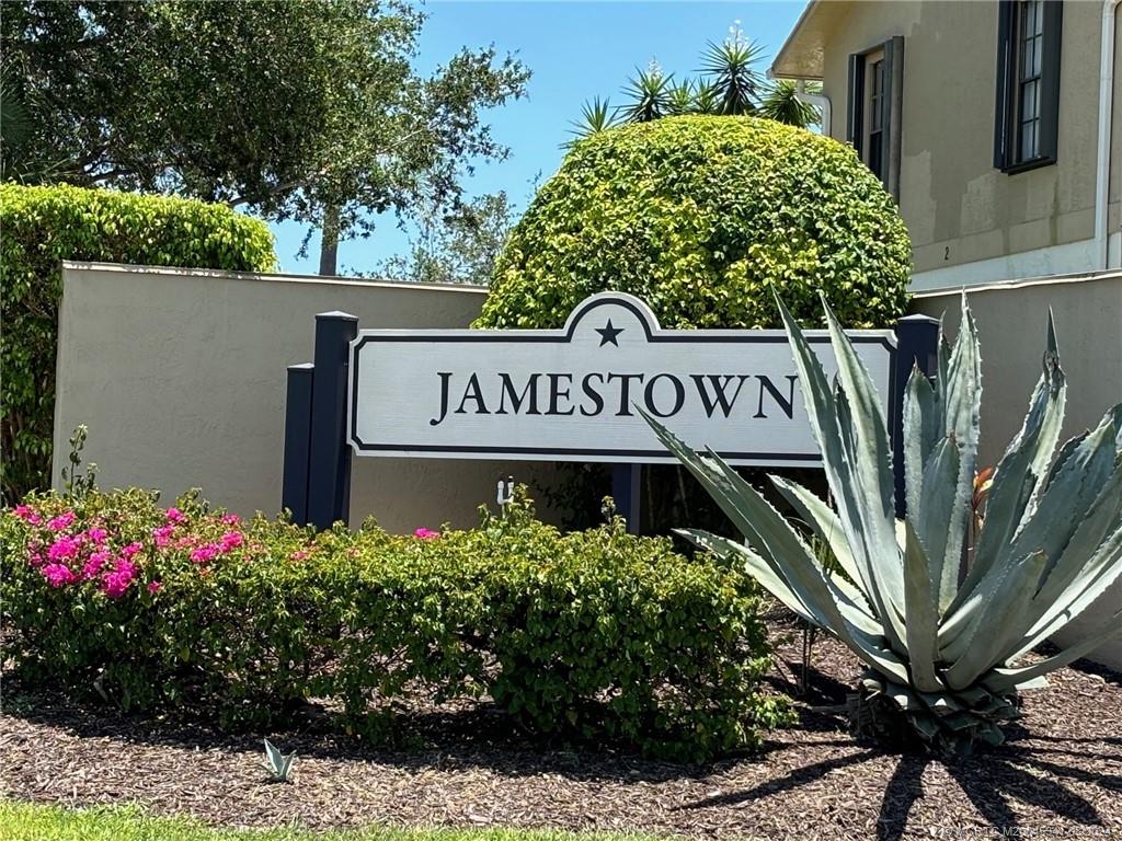 7322 SE Concord Place