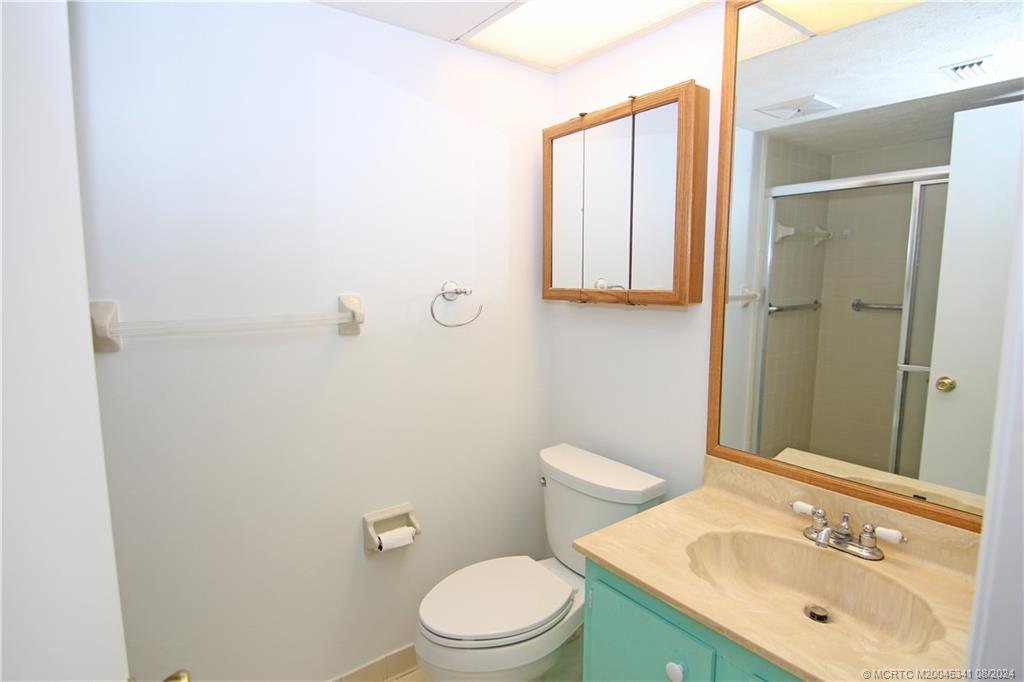 7322 SE Concord Place