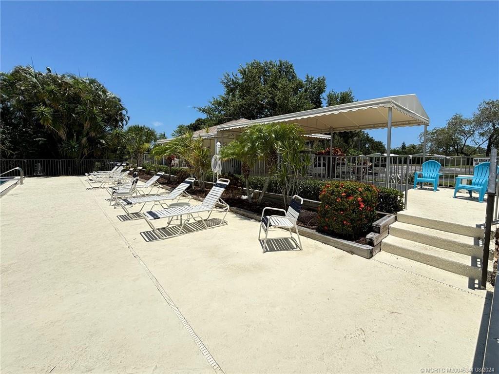 7322 SE Concord Place