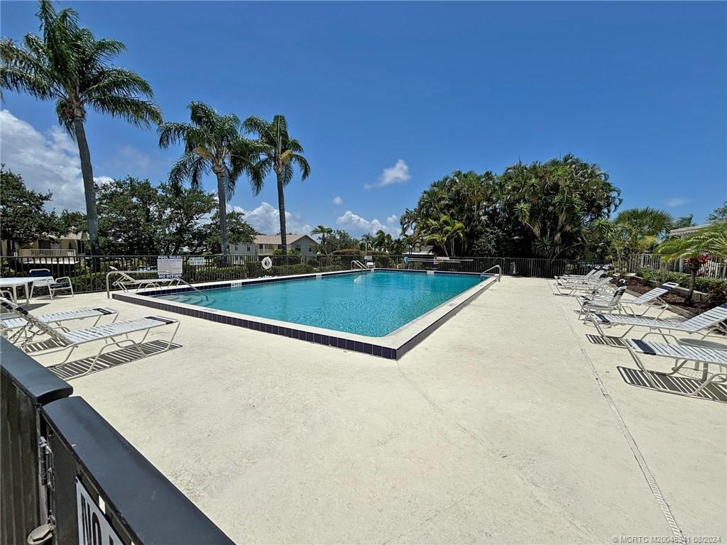 7322 SE Concord Place