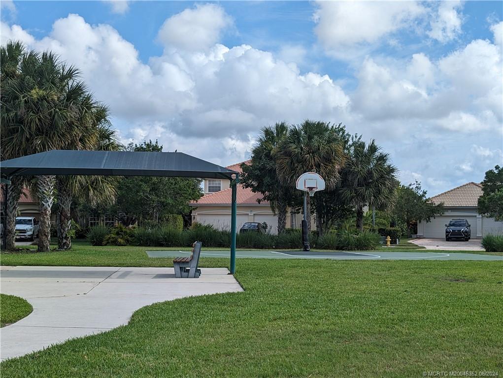 1468 SE Conference Circle