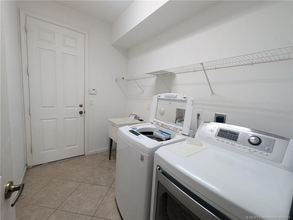 1468 SE Conference Circle