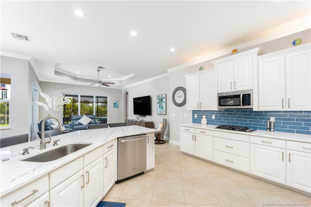 221 SE Ethan Terrace