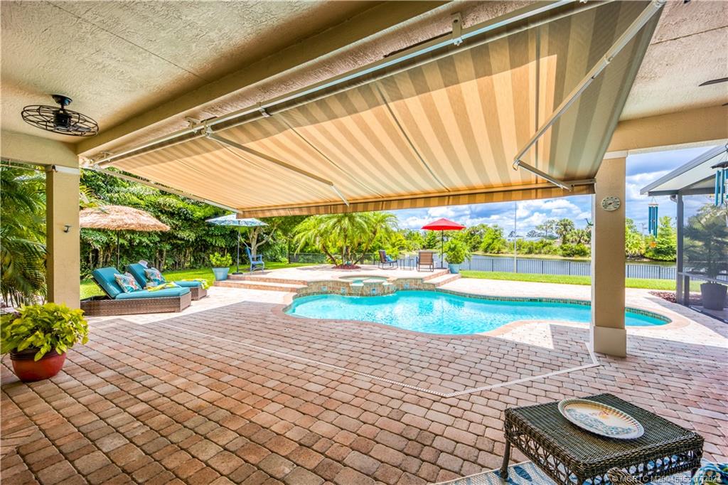 221 SE Ethan Terrace