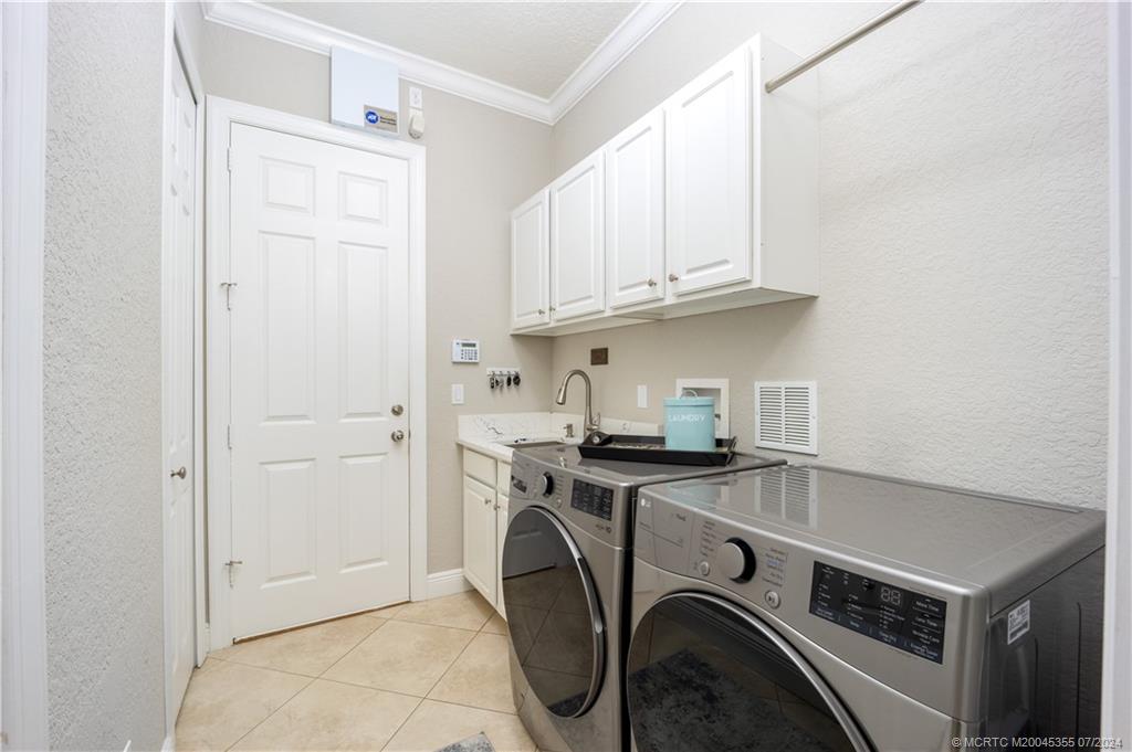 221 SE Ethan Terrace