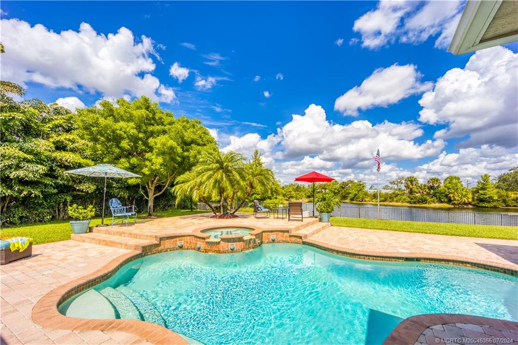 221 SE Ethan Terrace