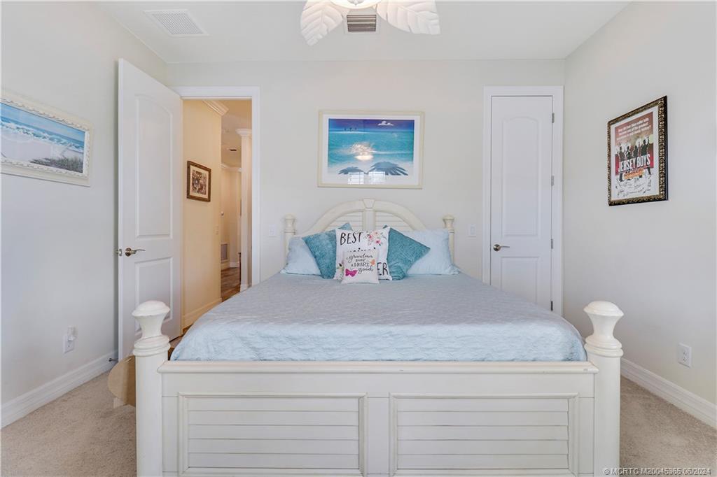 775 SE Villandry Way