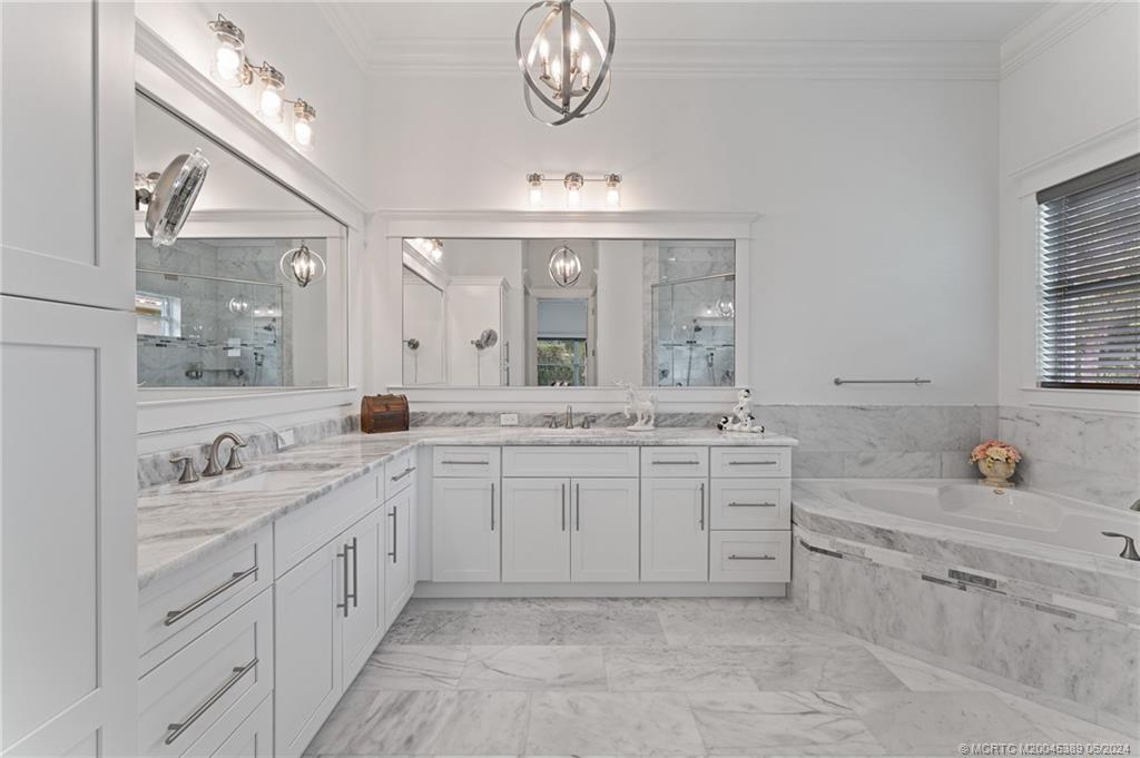 3442 SW Rivers End Way