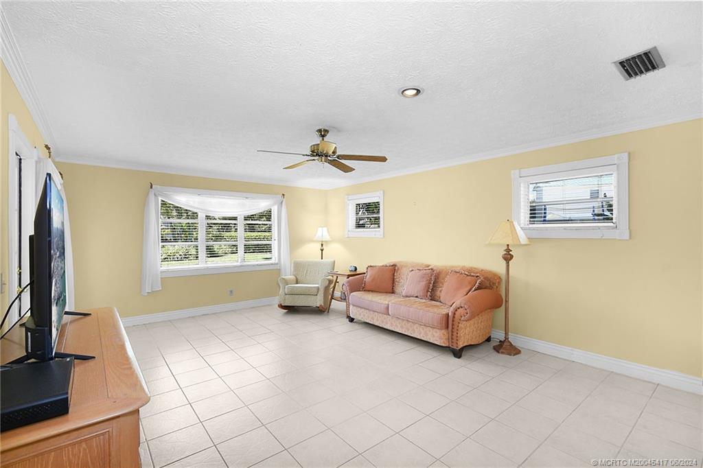 12851 SE Circle Drive