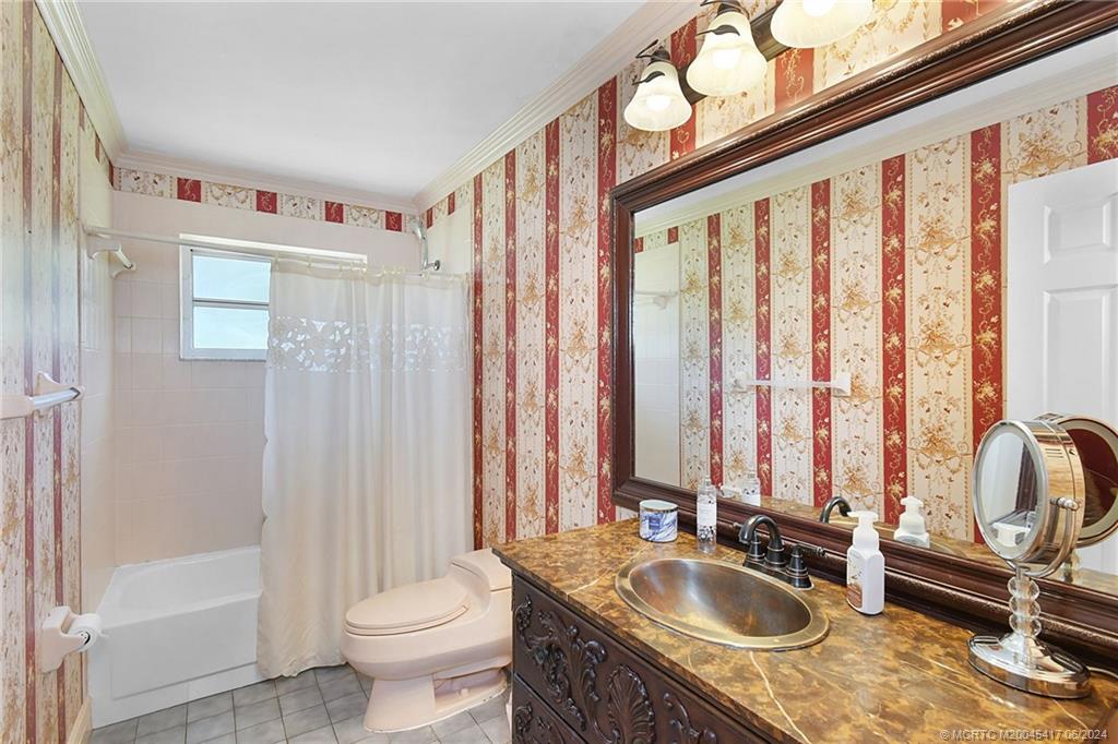 12851 SE Circle Drive