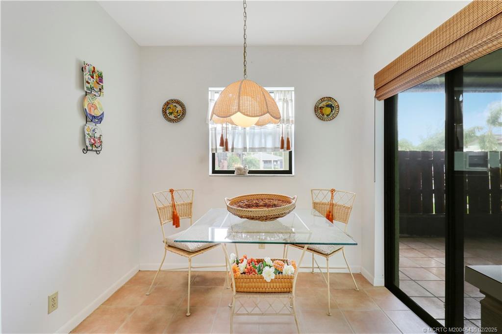 1738 W Sanderling Lane 4