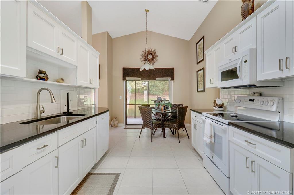 4228 SW Mallard Creek Trail