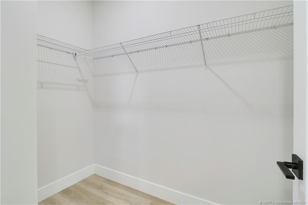 1133 NE Orange Avenue