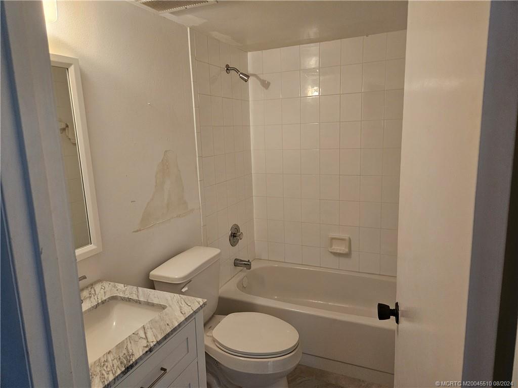 7370 S Ocean Drive 114