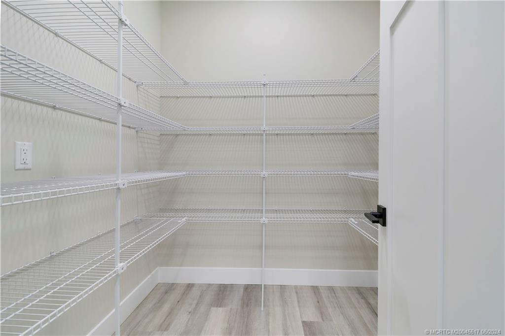 1113 NE Orange Avenue