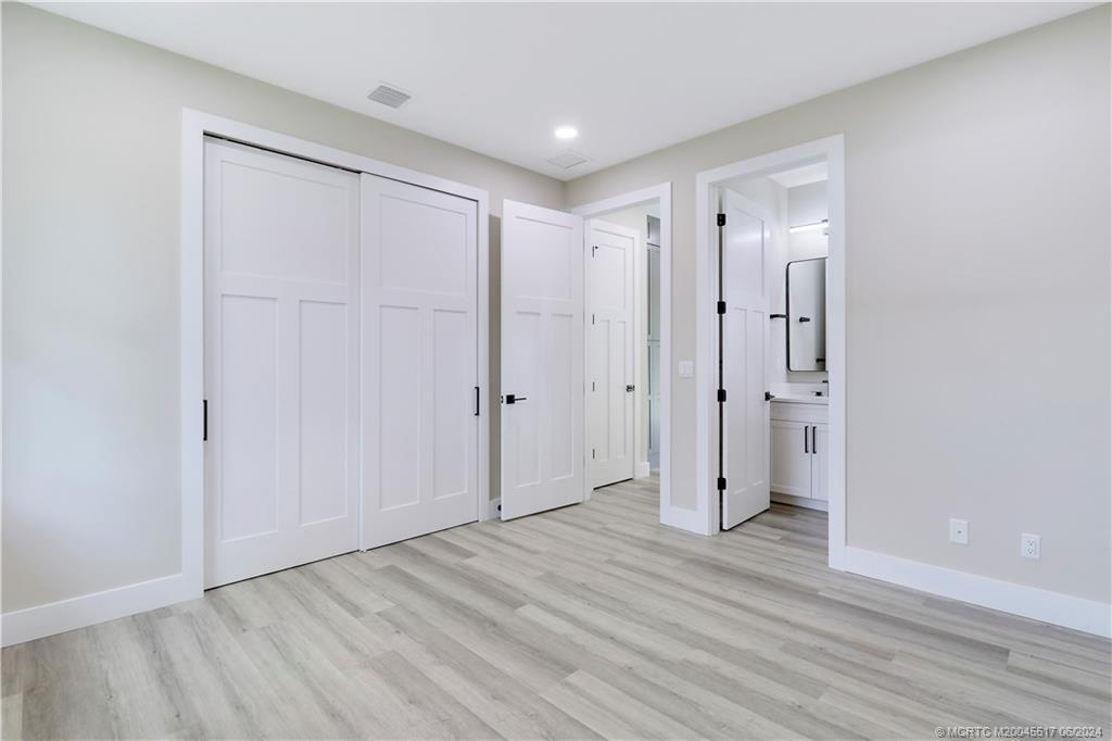 1113 NE Orange Avenue