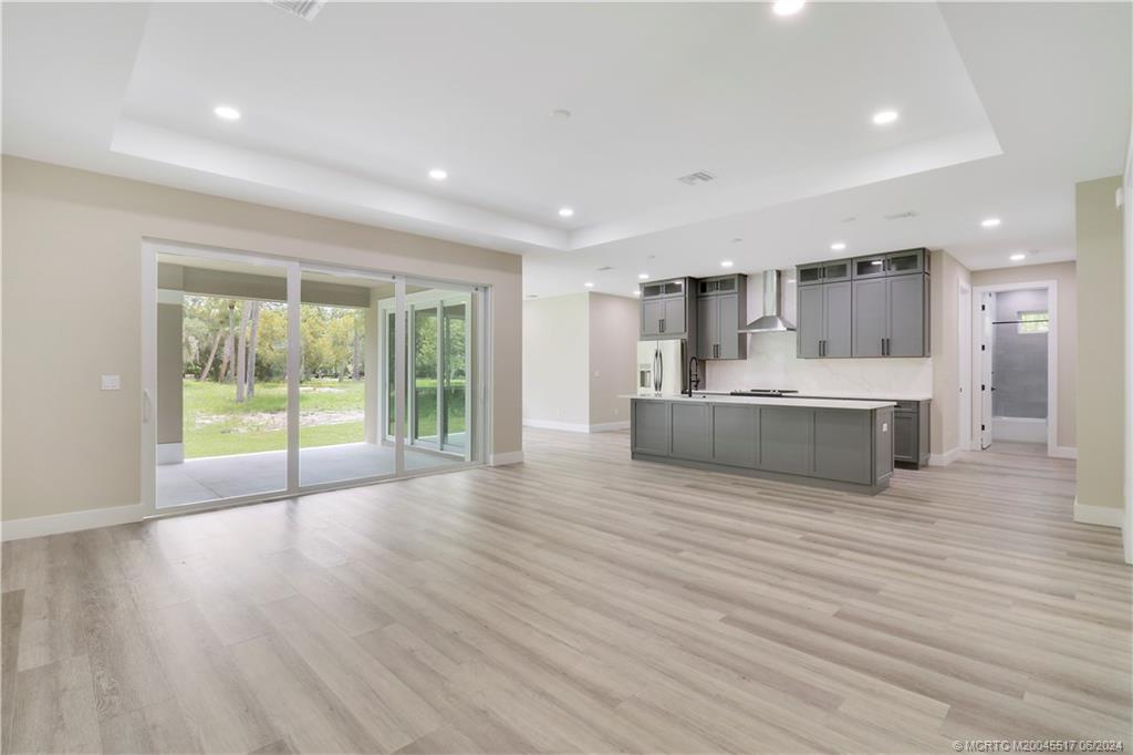 1113 NE Orange Avenue