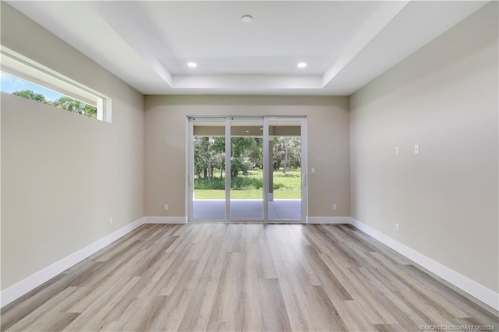 1113 NE Orange Avenue