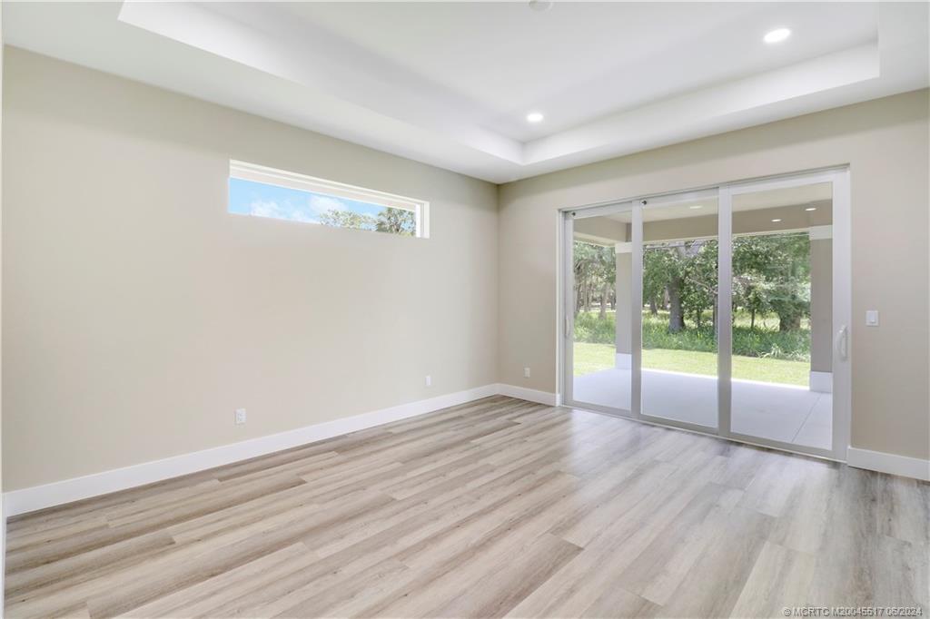 1113 NE Orange Avenue