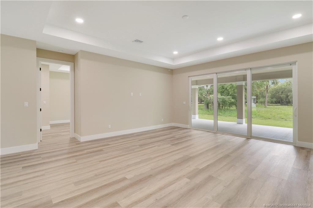 1113 NE Orange Avenue