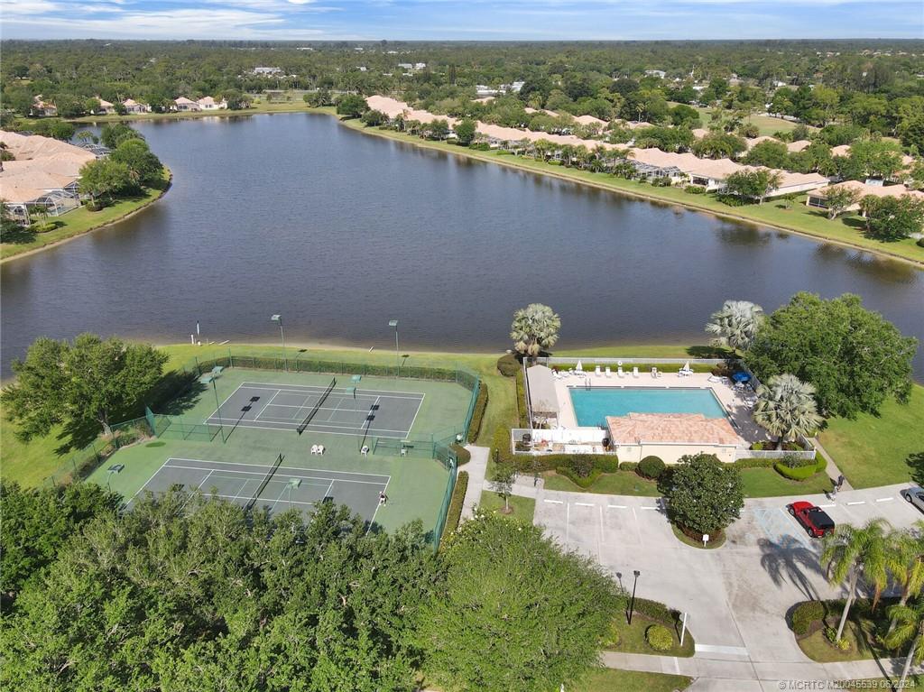 1325 SW Balmoral Trace